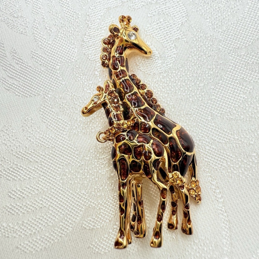 St. John Gold‎ Tone Metal Enamel & Jeweled Mother & Baby Giraffe Pin / Brooch